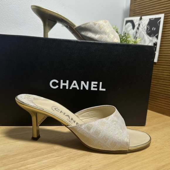 Chanel Mules - Picture 2 of 5